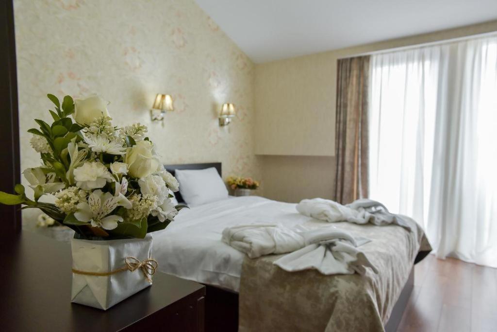 MariaLuis Hotel Tbilisi Buitenkant foto