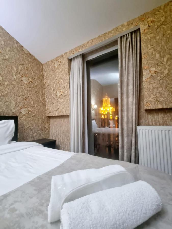 MariaLuis Hotel Tbilisi Buitenkant foto