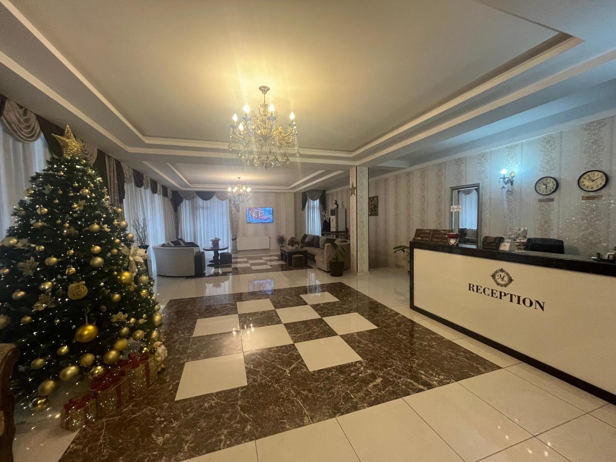 MariaLuis Hotel Tbilisi Buitenkant foto
