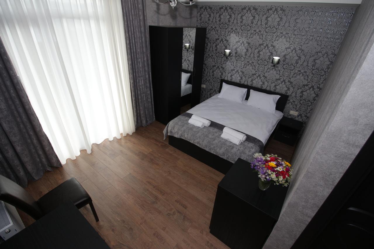 MariaLuis Hotel Tbilisi Buitenkant foto