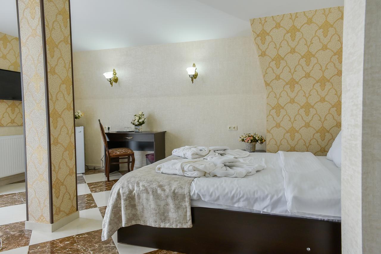 MariaLuis Hotel Tbilisi Buitenkant foto