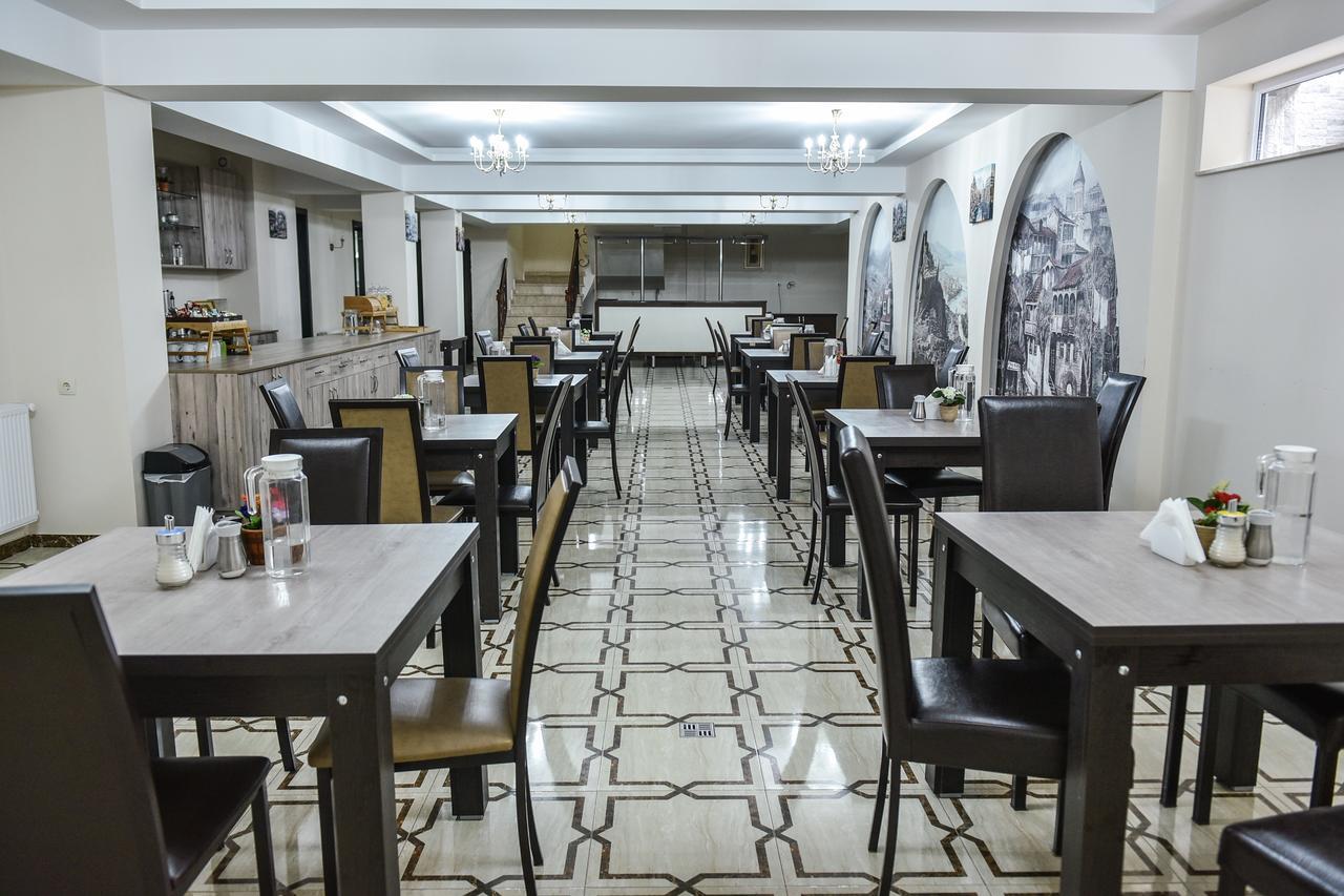 MariaLuis Hotel Tbilisi Buitenkant foto