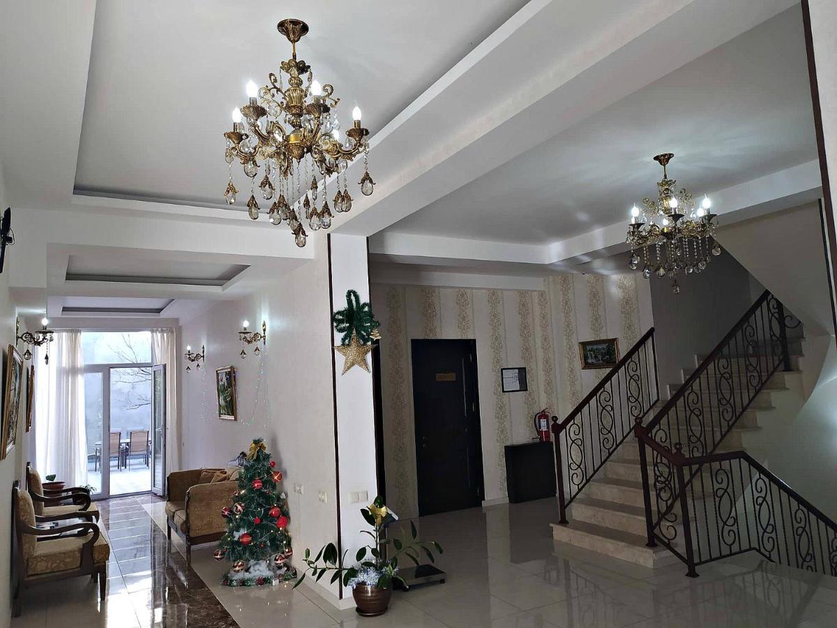 MariaLuis Hotel Tbilisi Buitenkant foto